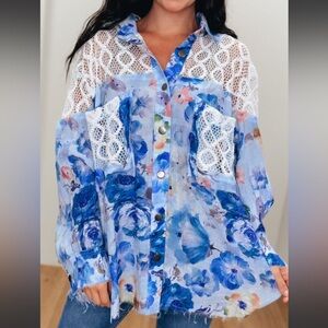 POL Floral & Lace Shacket - Small